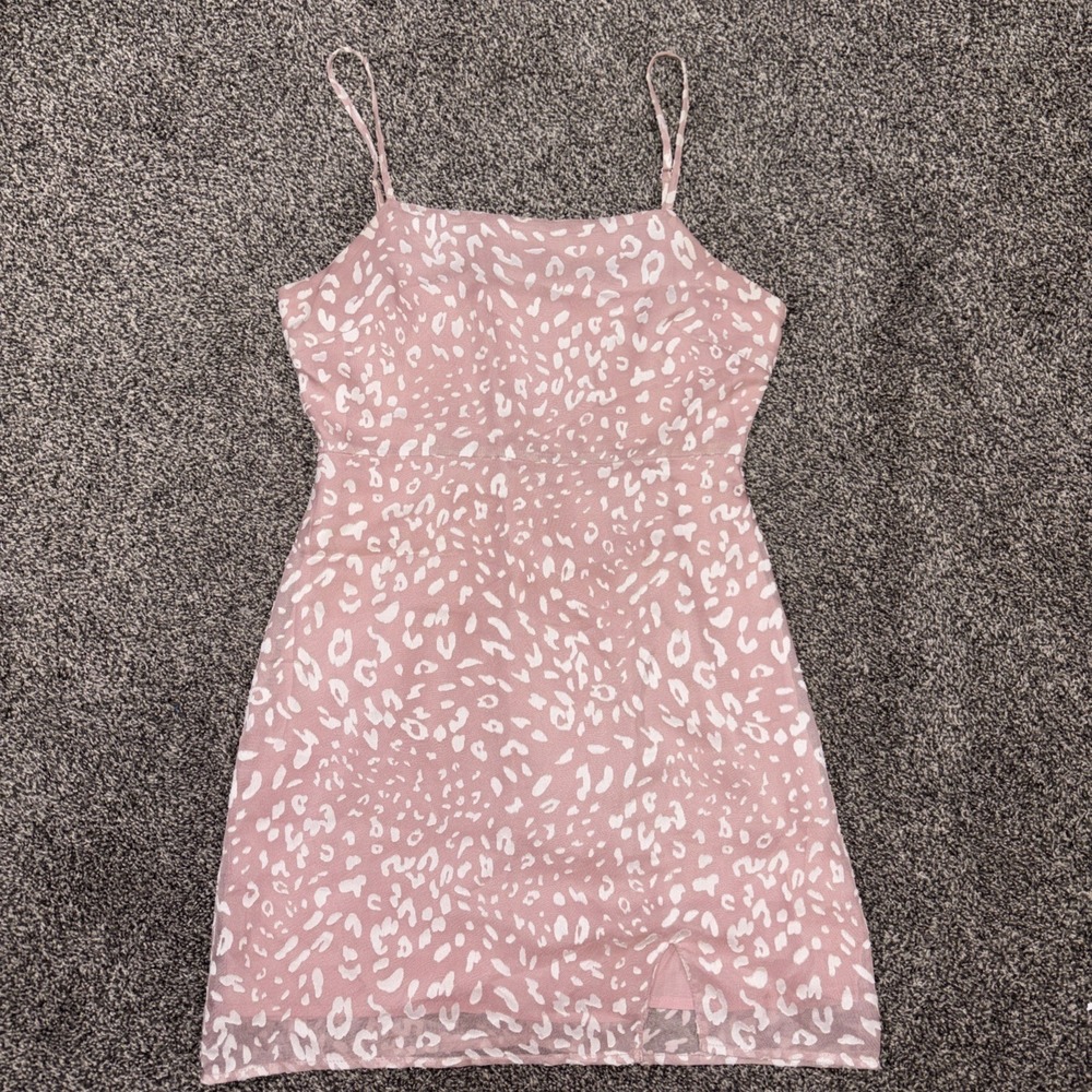Le Lis Boutique Women's Cheetah Pink Mini Dress Size Small